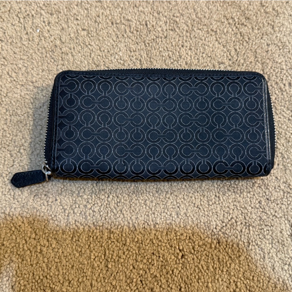 Coach Wallet - Picture 2 of 10